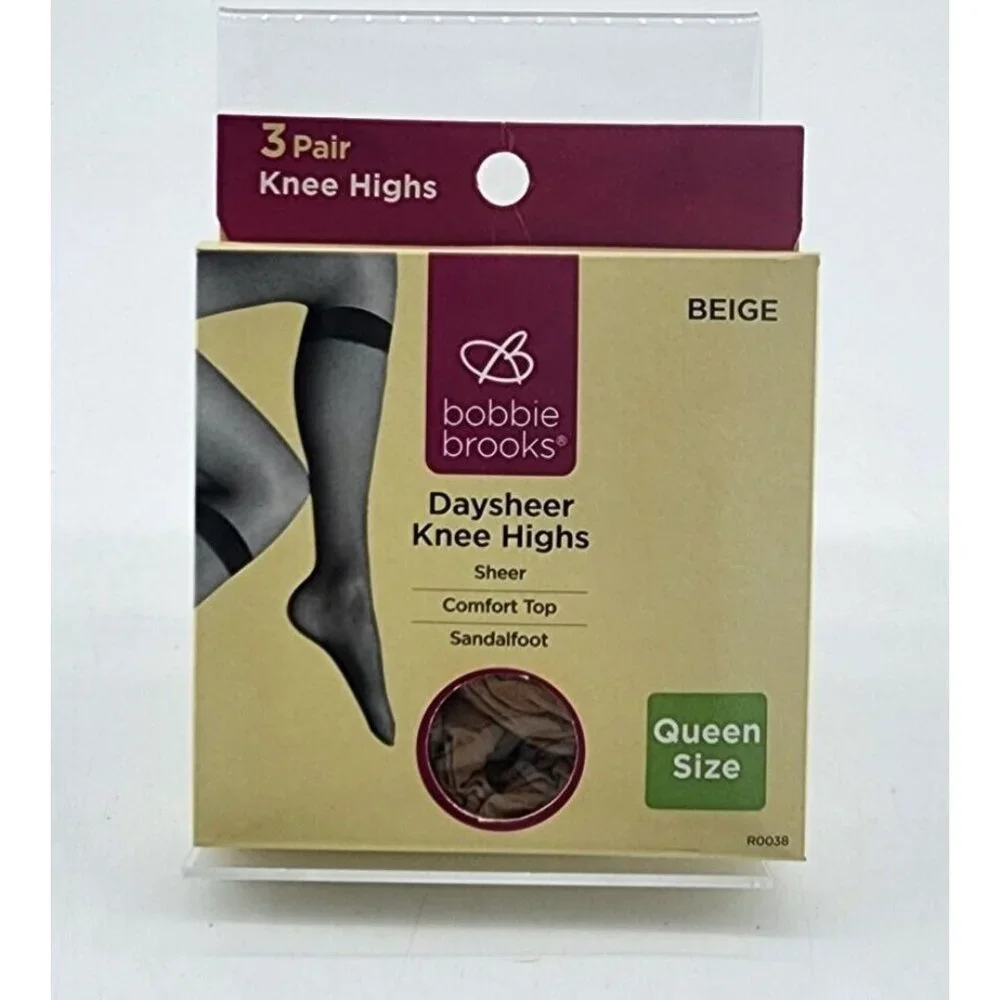 x2 Bobbie Brooks Daysheer Knee Highs (3Pairs)/Pantyhose (2 Pairs) Beige Queen Sz